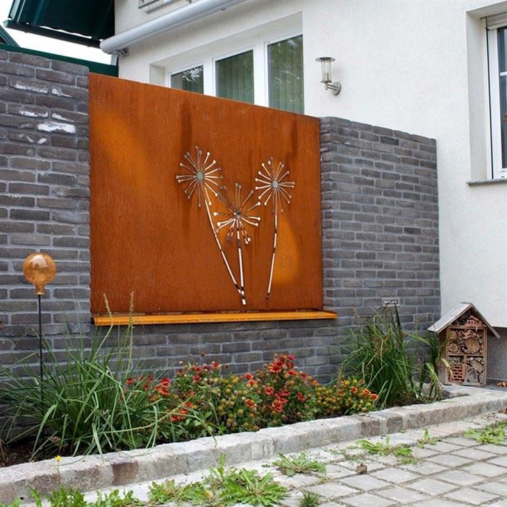 Metal Outdoor Corten Steel Privacy Screen Freestanding Divider Decorative Privacy Fence Screen Balcony Patio Fence