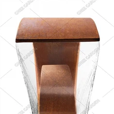 Moderne Corten Steel C Shape Skulptur Vann Feature Fountain