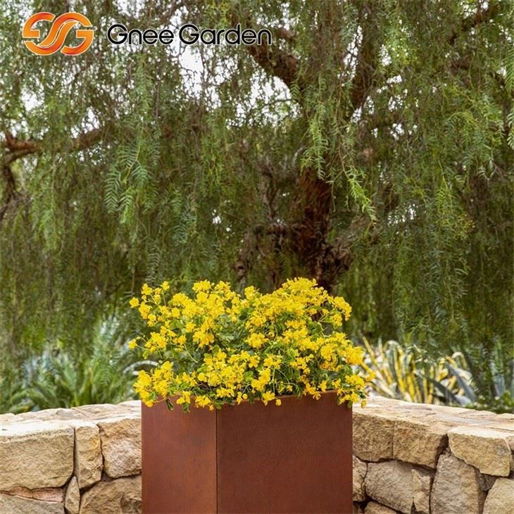 Cube weathering steel flowerbox
